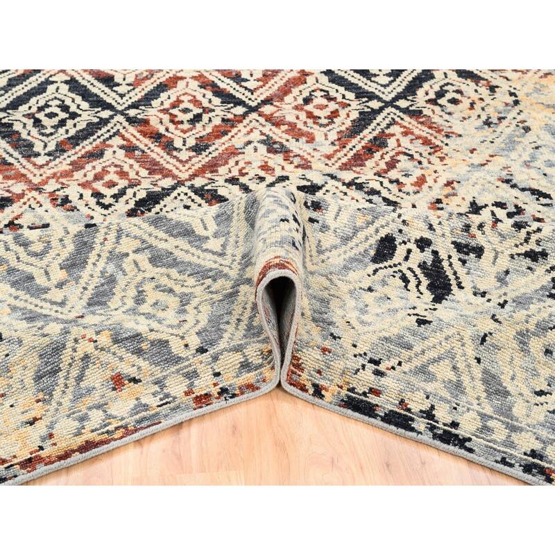 Shahbanu Rugs Silver Gray Supple Collection Erased Mughal Design Hand